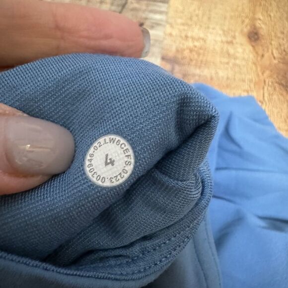 Lululemon Align High-Rise Cropped Jogger
Utility Blue - Picture 5 of 14